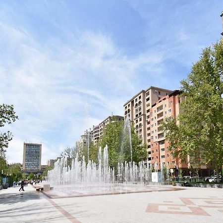 Appartamento 74/3New Building In The Center Of The Capital Erevan Esterno foto