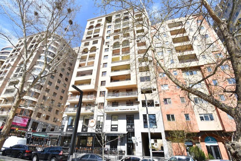 Appartamento 74/3New Building In The Center Of The Capital Erevan Esterno foto