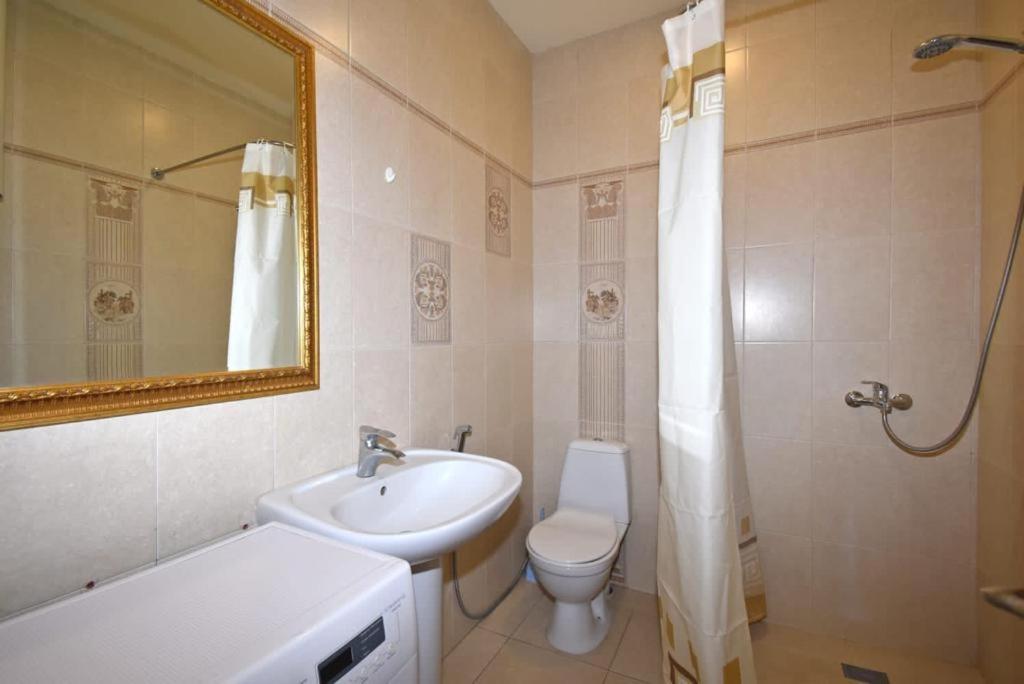 Appartamento 74/3New Building In The Center Of The Capital Erevan Esterno foto