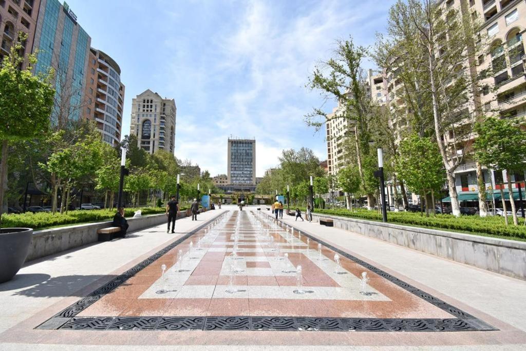 Appartamento 74/3New Building In The Center Of The Capital Erevan Esterno foto